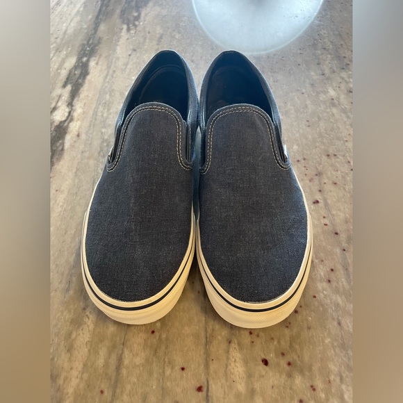 Vans slip on denim size 10 men’s, 11.5 women’s. - Picture 3 of 4